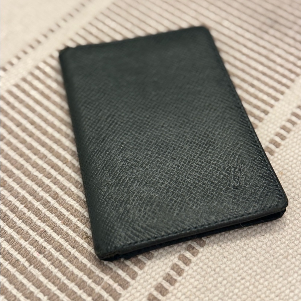 Taiga Leather Louis Vuitton Green small goods